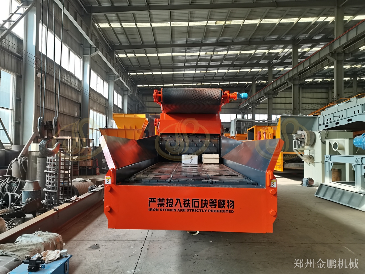 郑州金鹏移动大型木材粉碎机在分散料场的转场作业方案