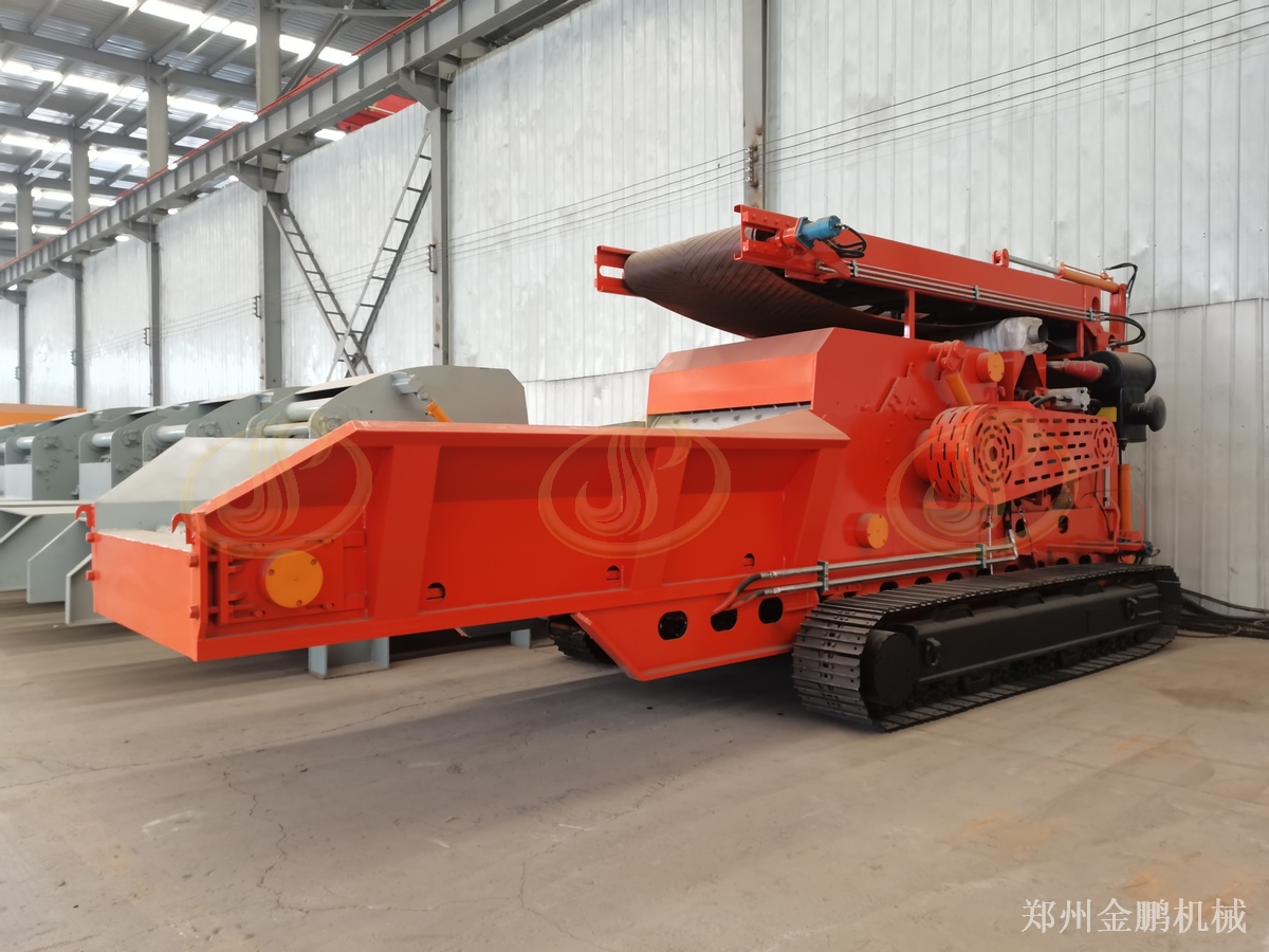 郑州金鹏大型枝条粉碎机在林区清理与移动作业中的应用